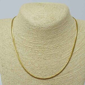 Stainless steel necklace , New with tags , Color gold